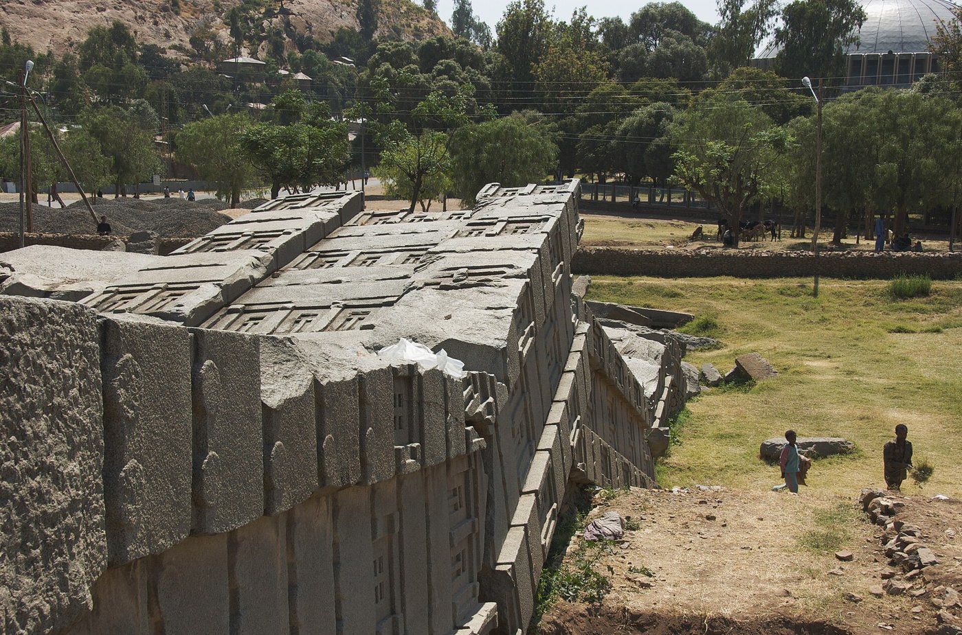 Aksum: The 520-Tonne Stele That Fell as It Was Raised