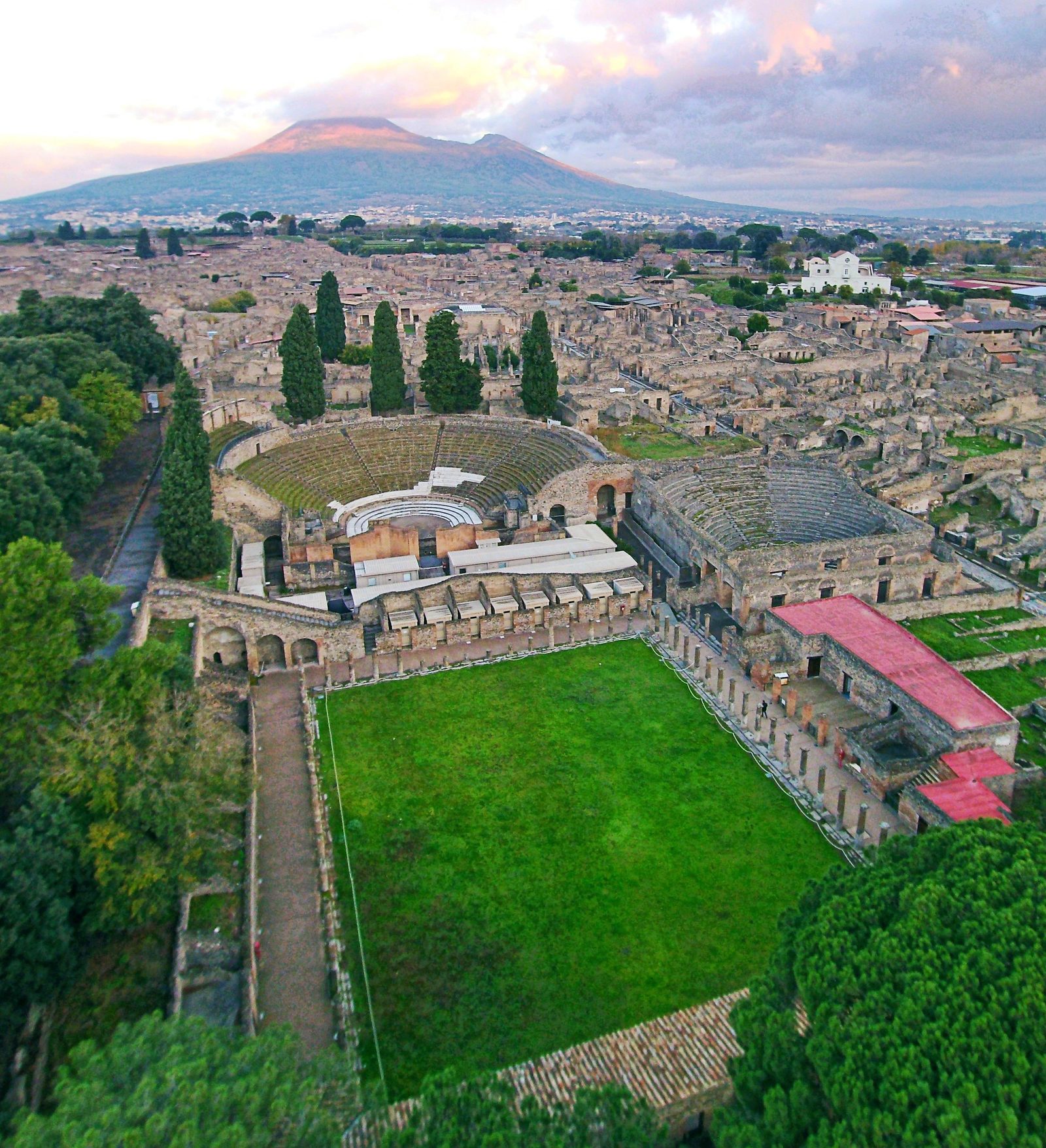 The Lost City of Pompeii: Frozen in Time