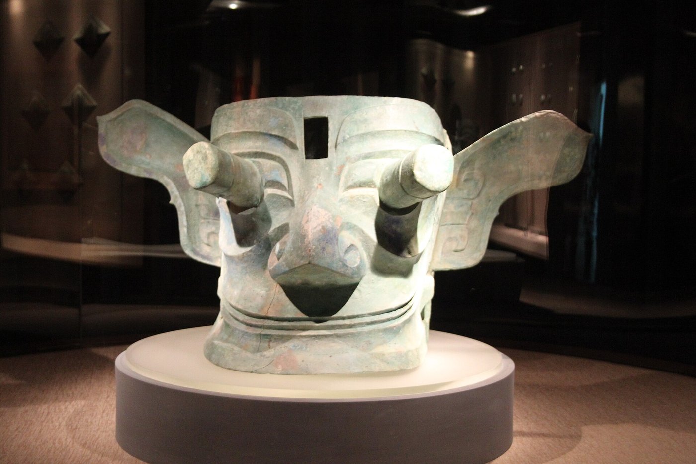 Sanxingdui: The Bronze Masks With Eyes on Stalks