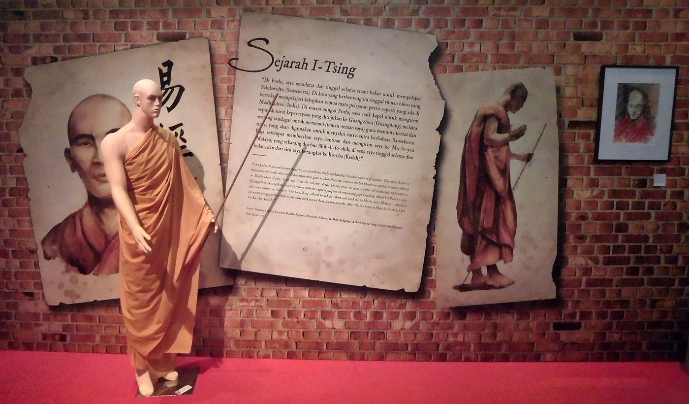 Statue commemorating the Chinese Buddhist monk Yijing, who studied at Srivijaya in the seventh century