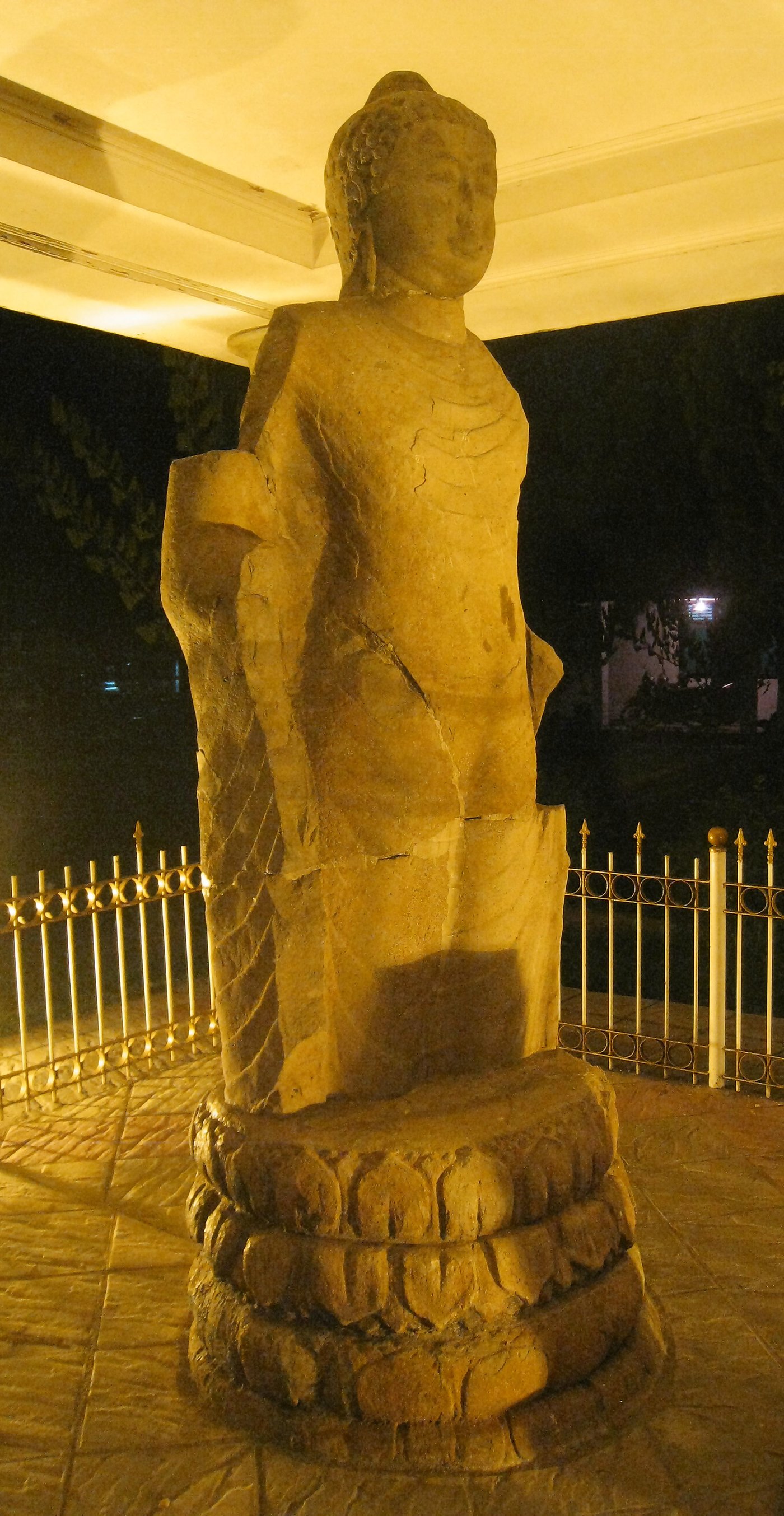 A large stone Buddha statue found at Bukit Seguntang near Palembang, associated with the Srivijaya period